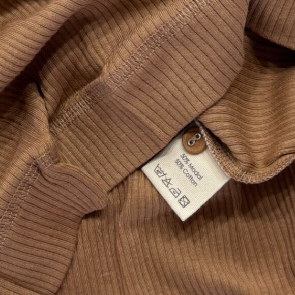 MARMAR COPENHAGEN - SHORT SLEEVE TEE - 50%COTTON - CAMEL - 6Y - NEW NO TAG - Picture 4 of 4